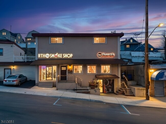 property at 339 N 6th St