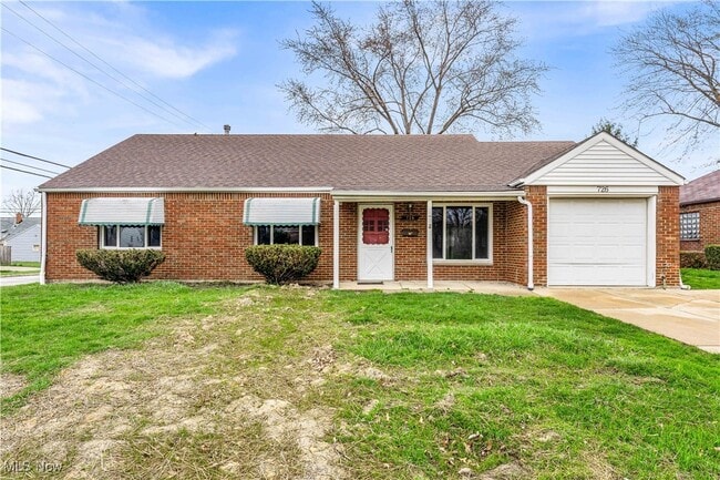 property at 726 Willow Dr