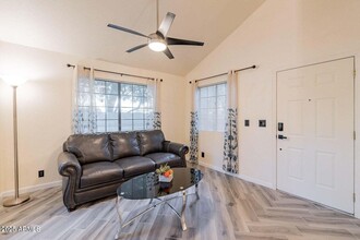 1222 W Baseline Rd in Tempe, AZ - Building Photo - Building Photo