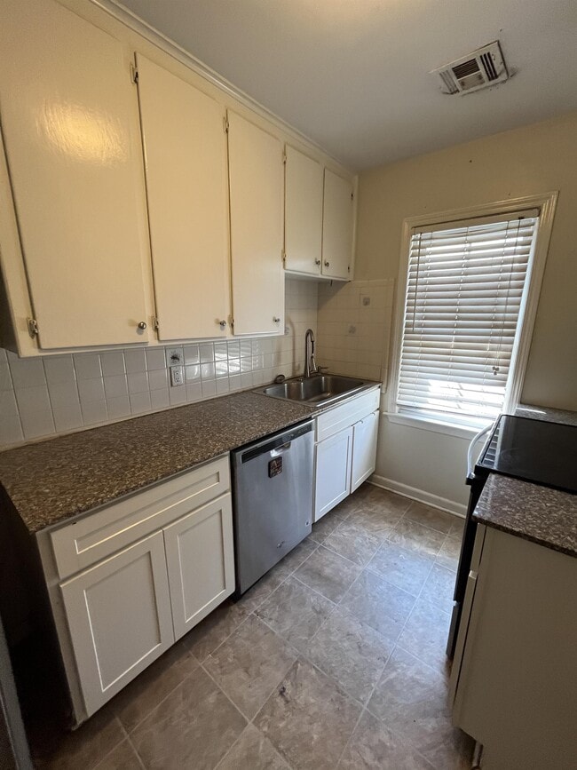 423 E 6th St in Edmond, OK - Building Photo - Building Photo