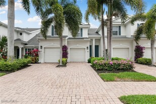 12866 Carrington Cir in Naples, FL - Building Photo