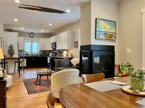 9 Sherman St in Medford, MA - Foto de edificio - Building Photo