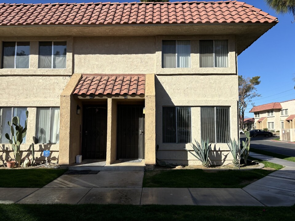 82567 Ave 48 in Indio, CA - Building Photo