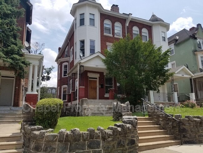property at 871 Wynnewood Rd