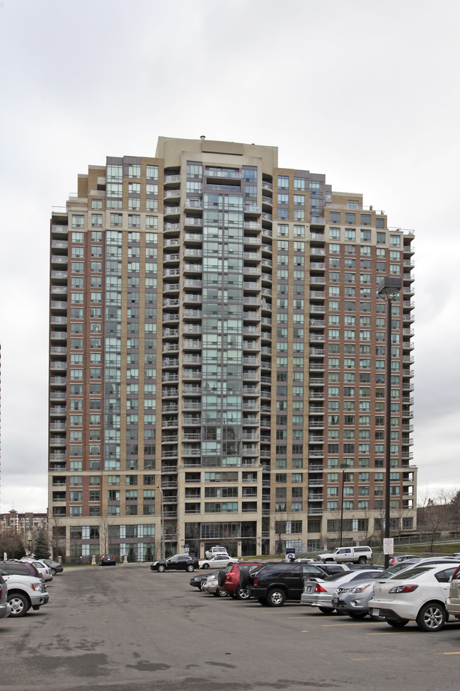 The Tiara in Mississauga, ON - Building Photo - Building Photo