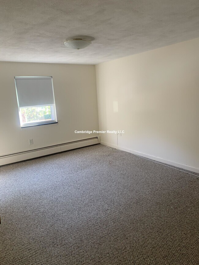 45 Pond St Rentals in Waltham, MA