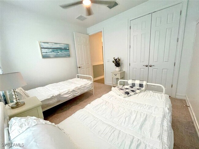 property at 299 Tamarindo Ln