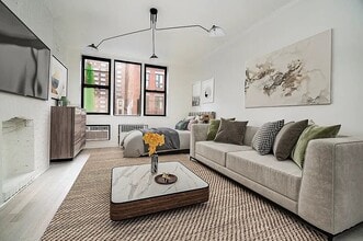 227 Mulberry St in New York, NY - Building Photo - Building Photo
