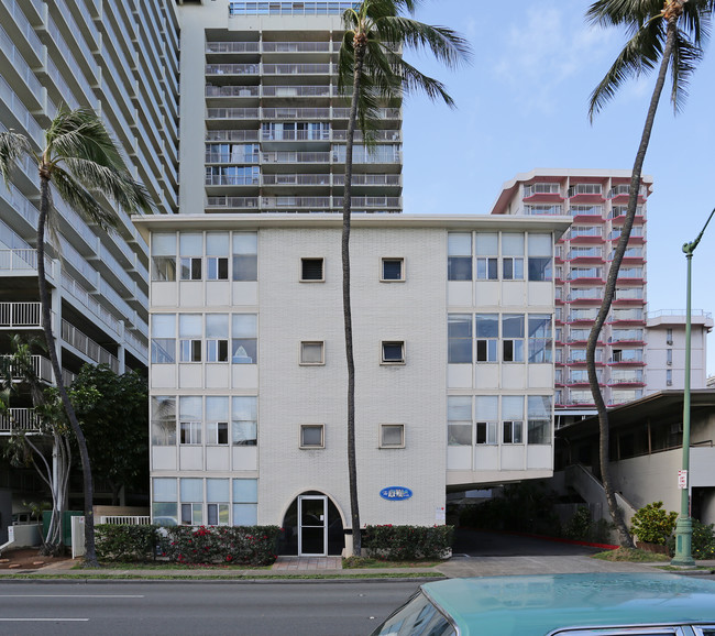 The Ala Wai in Honolulu, HI - Building Photo - Building Photo