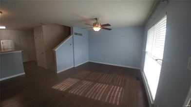 259 Countryshire Dr in O'Fallon, MO - Building Photo - Building Photo