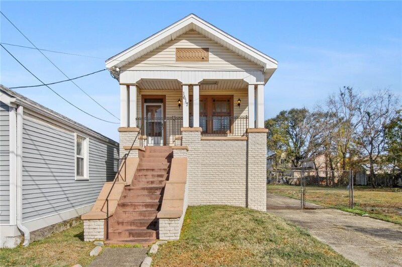 1617 Duels St in New Orleans, LA - Building Photo