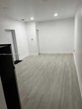 14206 SW 156th Terrace in Miami, FL - Building Photo - Building Photo
