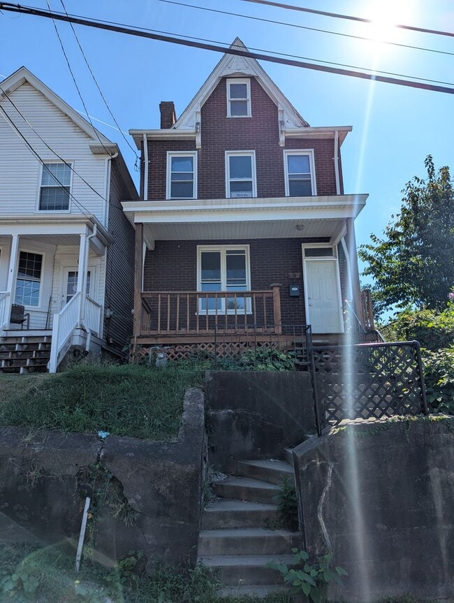 property at 1 Stanley St