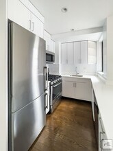 EAST 57 STREET, Unit PHA in New York, NY - Building Photo - Building Photo