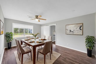 7237 Boggess Rd in Houston, TX - Foto de edificio - Building Photo