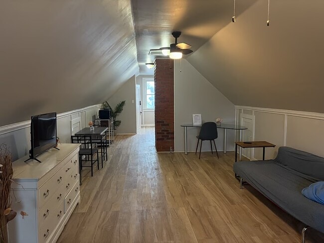 15101 Arden Ave, Unit UP