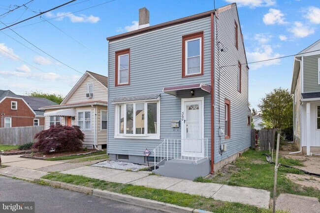 property at 360 E Franklin St