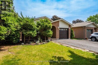 3 Swanston Crescent in Ajax, ON - Building Photo - Building Photo