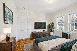 44 Irving St in Newton, MA - Building Photo - Building Photo