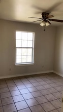 418 W Plum St in Laredo, TX - Building Photo - Building Photo