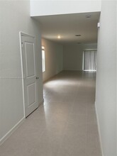 691 Carlyle Wy in Fort Pierce, FL - Building Photo - Building Photo