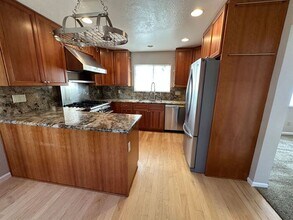 285 Lemming Dr in Reno, NV - Building Photo - Building Photo