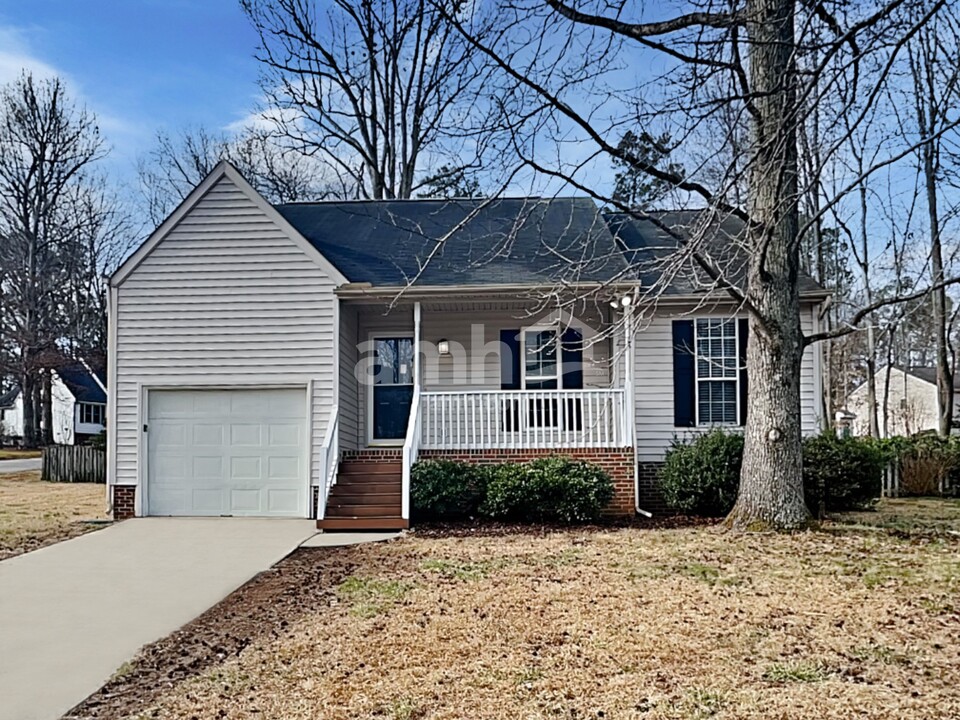 308 Steeple Rd in Holly Springs, NC - Building Photo