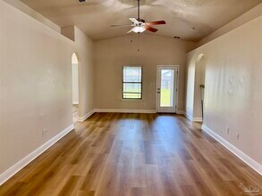 2282 Waltham St in Pensacola, FL - Building Photo - Building Photo