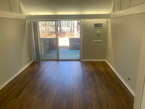 130 Fairway Ave, Unit 122 in Southern Pines, NC - Building Photo - Building Photo