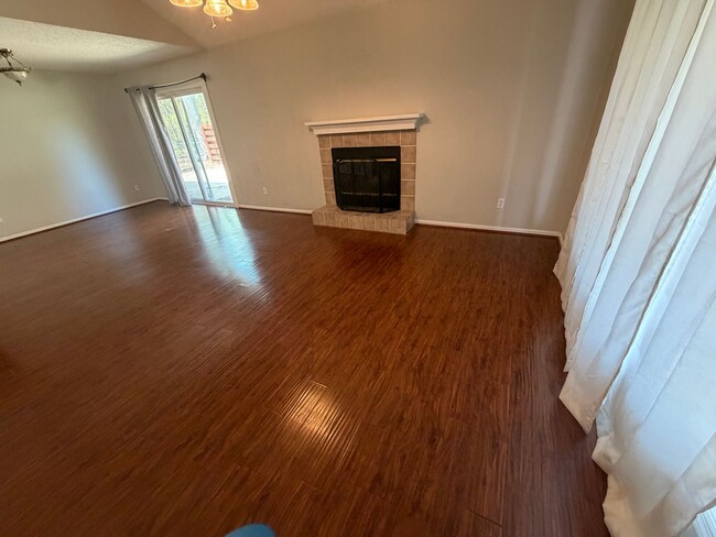 812 Ridgewood Way in Hinesville, GA - Building Photo - Building Photo