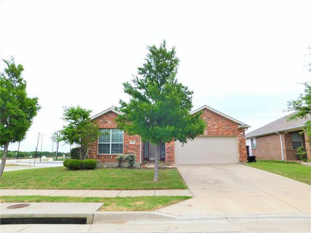 701 Lone Pine Dr in Little Elm, TX - Building Photo