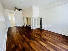 826 Magnolia Ave in Long Beach, CA - Building Photo