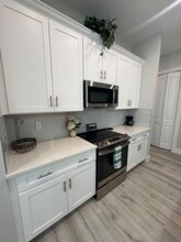 5820 Jasper Wy in Naples, FL - Building Photo - Building Photo