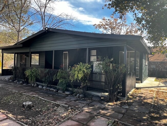 367 Sirretta St in Kernville, CA - Building Photo - Building Photo