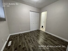 1322 Aubin Rd in Windsor, ON - Building Photo - Building Photo