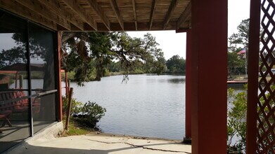 13972 W Ozello Trl, Unit A.2BRWTRFTGUESTHOME in Crystal River, FL - Building Photo - Building Photo