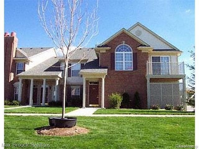 property at 5295 Brookemonte Cir