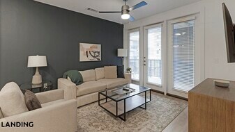 217 S Garland Ave, Unit 1212 in Garland, TX - Building Photo