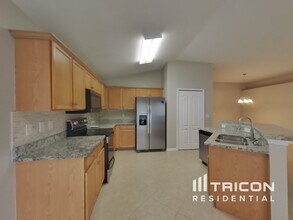 15822 Pond Rush Ct in Land O Lakes, FL - Building Photo - Building Photo