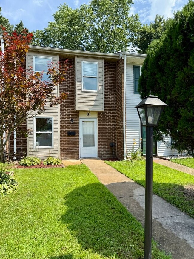 property at 10 Sunny Bend