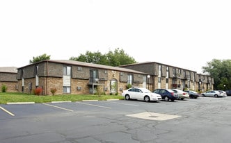 Three Pines Apartments
