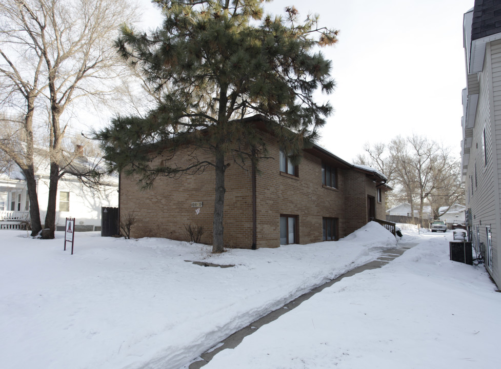 2408 S 10th St in Lincoln, NE - Building Photo