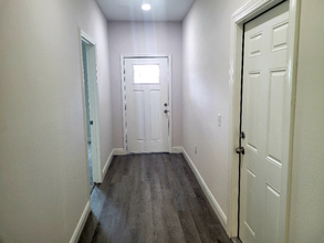 556 NW 259th Terrace in Newberry, FL - Building Photo - Building Photo
