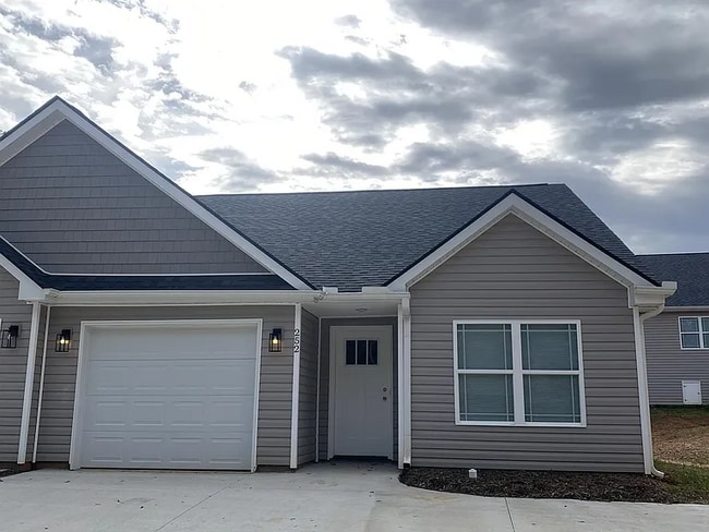 property at 252 S 1516