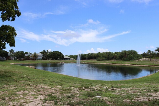 property at 20 Crossings Cir