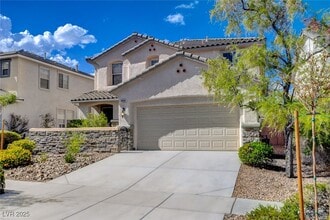 10808 Wallflower Ave in Las Vegas, NV - Building Photo - Building Photo