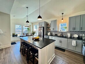 853 Cypress Ln in Cottonwood Shores, TX - Building Photo - Building Photo