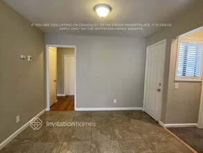 3109 Leatha Way in Sacramento, CA - Building Photo - Building Photo