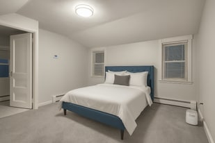 32 Major St in Clifton, NJ - Building Photo