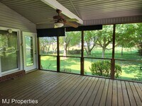 114 Stetson Dr photo'